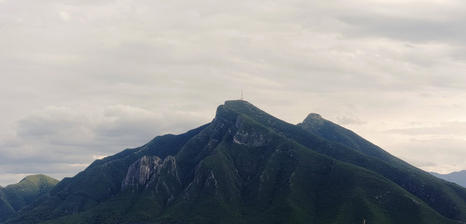 Vista del Cerro de la Silla, Monterrey