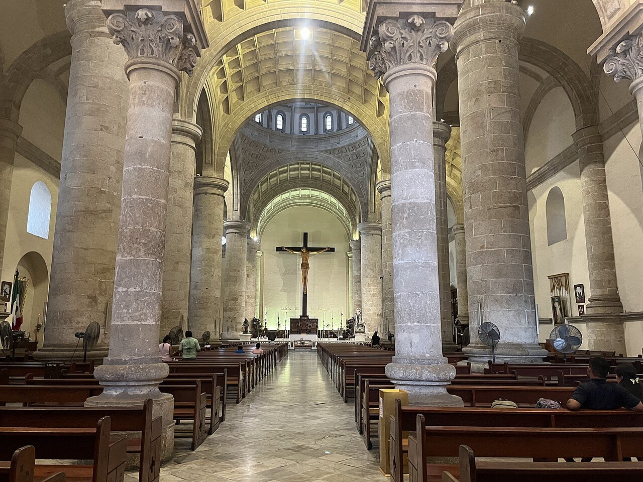 Catedral de San Ildefonso en el centro de Mérida, Yucatán